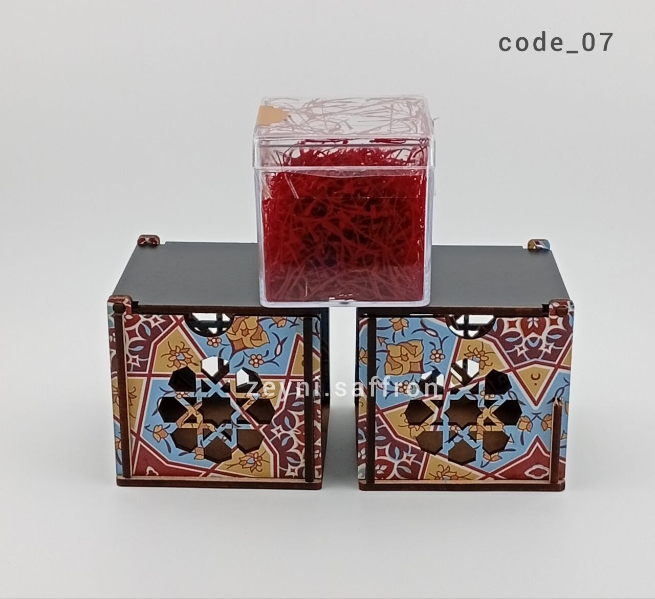 زعفران نگین ممتاز پرسی، 4 گرم ( کد 07 )