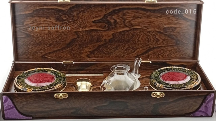 زعفران نگین سوپر پرسی صادراتی، 8 گرم (کد 16)